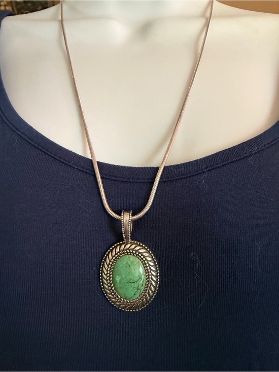 Carolyn Pollack Jewelry - Green Turquoise and sterling silver necklace
